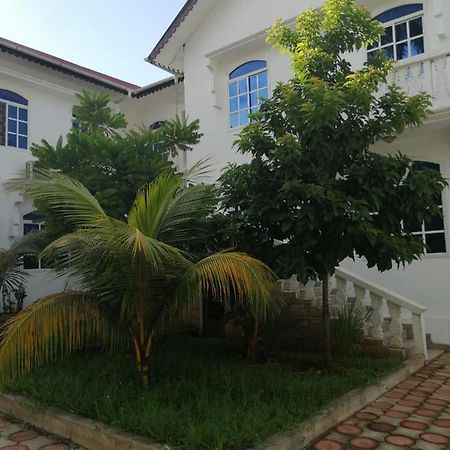 Salhiya Lodge Zanzibar Екстериор снимка